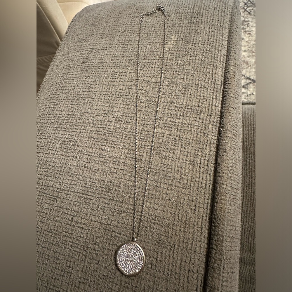 Dazzling Silver Circle Pendant Necklace